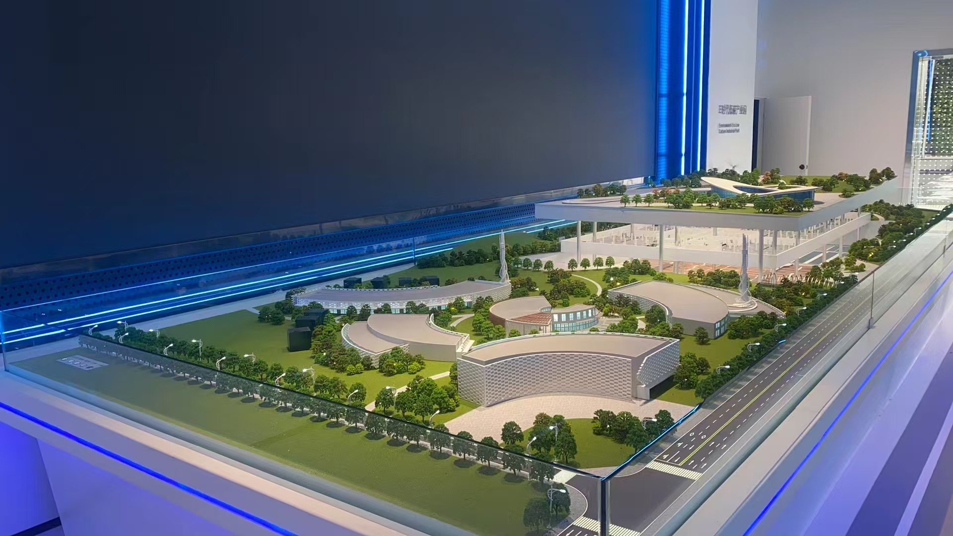 匠心筑梦·见微知著